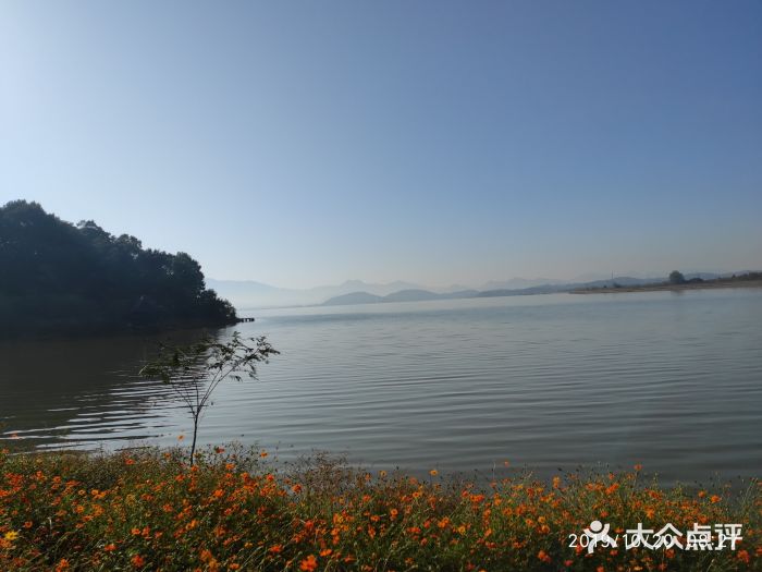 平天湖风景区图片