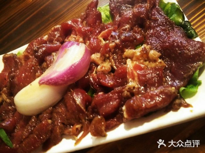 盆钵满东北地炉烤肉(珠江路店)特色烤牛肉图片