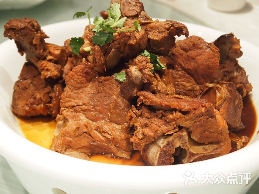 东宝餐厅(民生店)酱龙骨图片 第1张