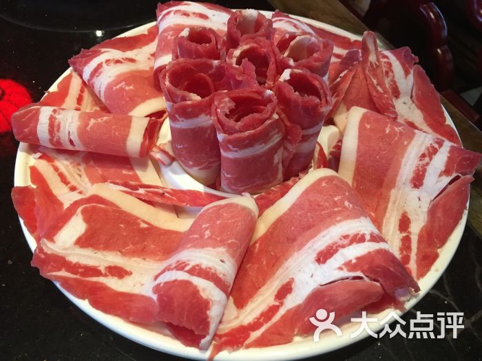 新西兰鸭肉馍夹肥牛图片