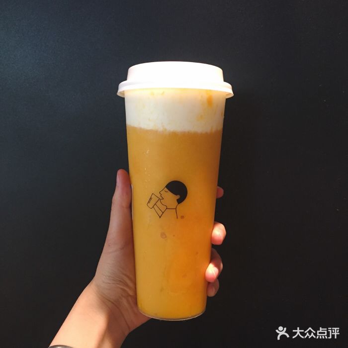 喜茶(三里屯太古里黑金店)芝芝芒芒图片