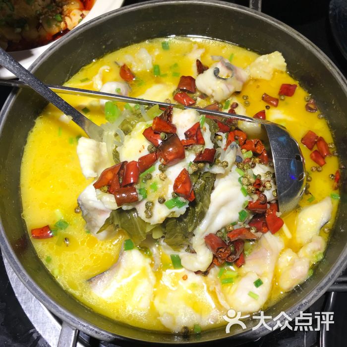 川里谈●鸭嘴鱼酸菜鱼(北京路店)图片 - 第1张