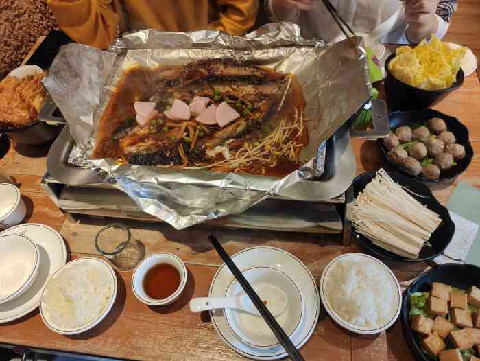 寻半纸包鱼(大沥城南店)-"经常来这边,下班了就会来.还是这边鱼好吃.