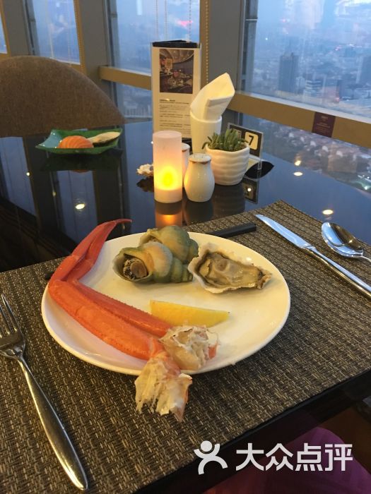 自助餐 历下区 索菲特银座大饭店银顶旋转西餐厅 网友点评
