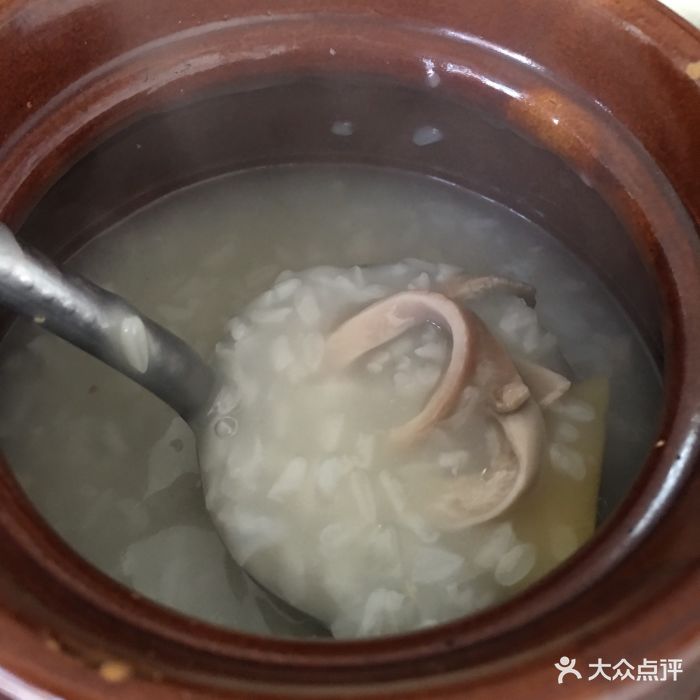瓦罐糯米肚片粥