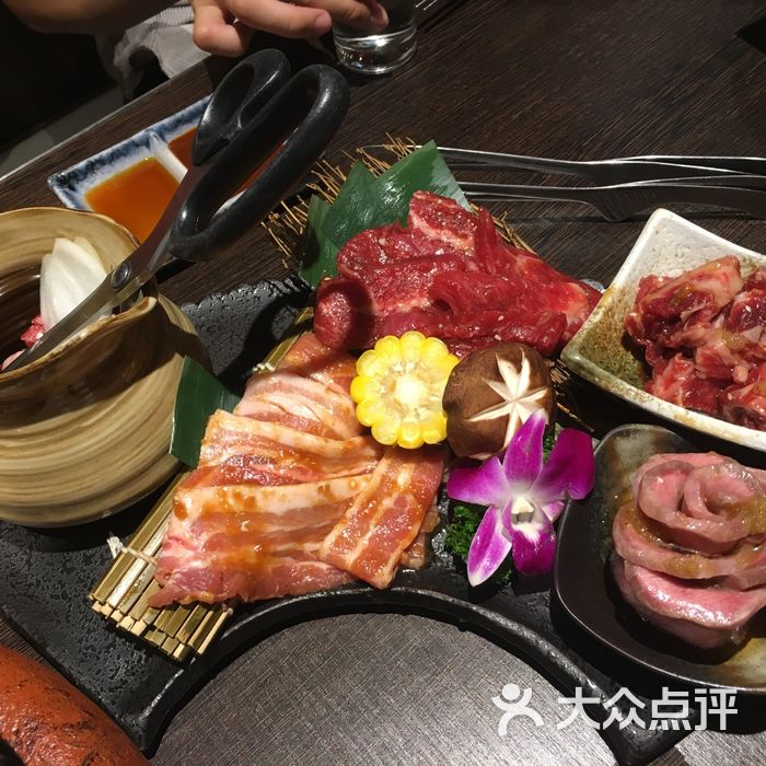 牛胜烧肉酒场