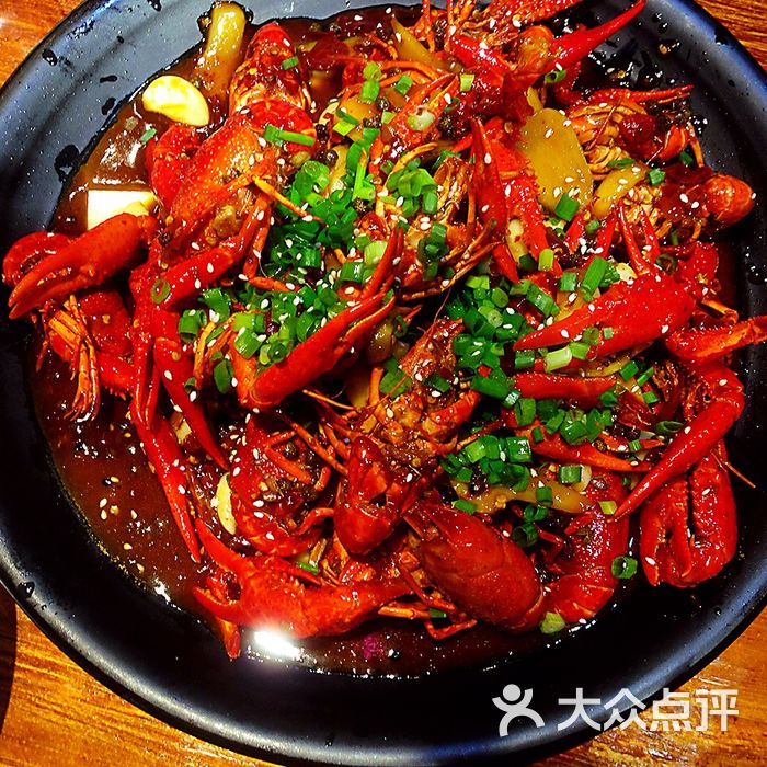 袁小七麻辣私厨潜江油焖大虾