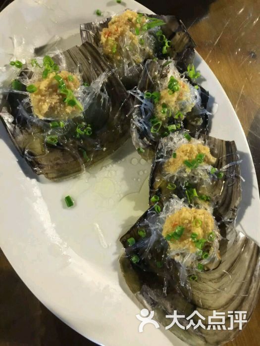 生猛鲜活海鲜风味大餐_法国海鲜大餐_海南海鲜风味大餐(4)