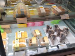 面包甜点陈列柜-皇冠幸福里动物奶油生日蛋糕(工业三路店)