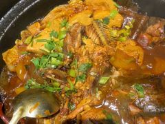 -咱屯子铁锅炖直营店(保利店)