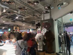 -line friends(明洞旗舰店)