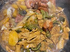 -万里闯关东铁锅炖菜馆(高新旗舰店)