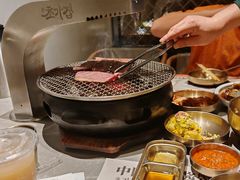 -草家酱蟹炭火烤肉店(珲春南路一店)