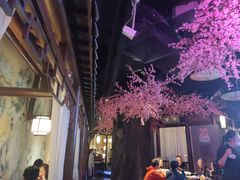 -韵秋荷(宝山龙湖天街店)