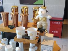 零售区-星巴克(新达汇三林店)