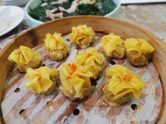 黑蒜菊花烧卖-新兴家喻酒家·羊城名宴(昌岗店)