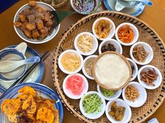 -包整·丝娃娃(一览甲秀楼风景店)