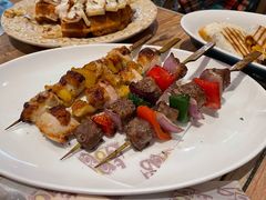 -玛格萝妮(汇智国际商业中心店)