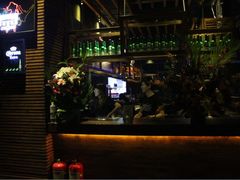 -月亮瓦肆音乐酒吧(环山路店)