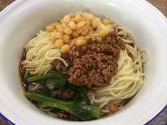 -东三里屯豌杂面