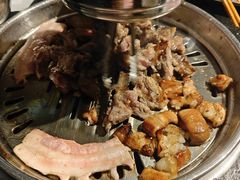 -炽城·烤肉名家(鸿达中央广场店)