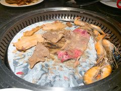 烤肉-钱小奴海鲜自助黑金店(杭州滨江龙湖店)