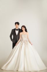 -Mu慕婚纱摄影·超级工作室