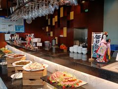 -华强广场酒店-椰香高空自助餐厅