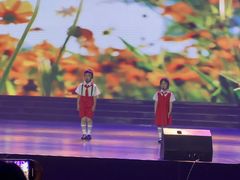 -小荧星艺校(浦东中环分校)