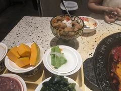 -红九格老火锅(三峡广场店)