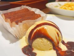 提拉米苏蛋糕配香草冰激凌-萨莉亚意式餐厅(杭州滨江天街店)