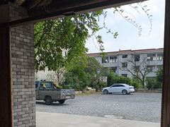 -李东农庄(中南百草园地标店)