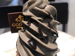 黑芝麻软冰淇淋-GODIVA(美罗城店)