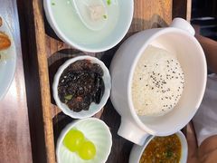 -蟹上黄·蟹黄面·江南糖水(人民广场店)