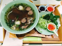 -越弥越南传统美食馆