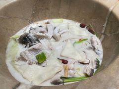 -滇香肴·云南菜蒸汽石锅鱼(云南北路店)
