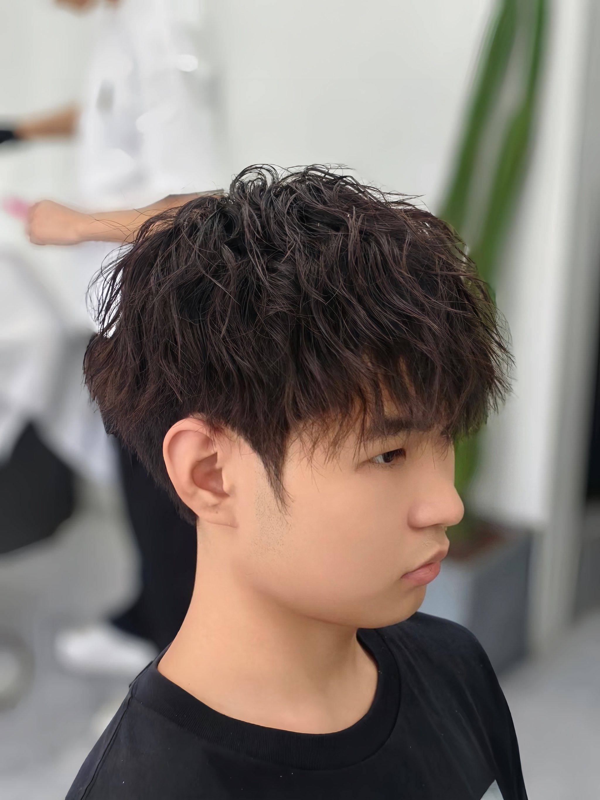 新潮男发型必看哦