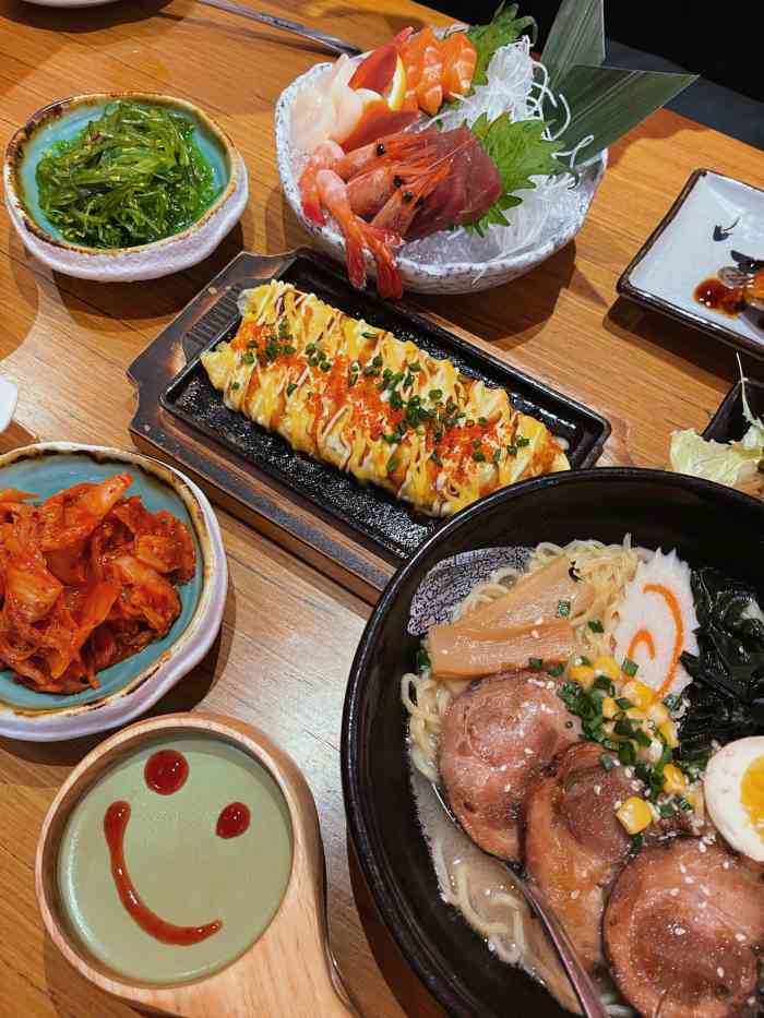 浅草屋日本料理(湖滨银泰in77e区店)-"赶在周五的晚上和家人一起吃掉