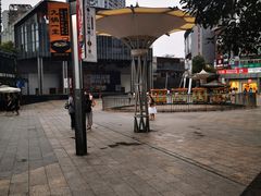 -日月光中心广场