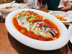 老坛剁椒鱼头-洞庭渔人(沙湾店)