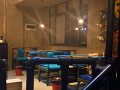 -臻鲜燕海鲜融合餐厅(金陵style店)