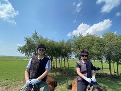 -额尔古纳黑山头绿野马帮骑马场