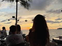 -Sunset Bar(丹绒亚路香格里拉店)