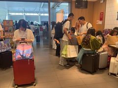 -麦当劳(上海虹桥站30B检票口楼上)