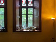 -Nathalie Djurberg与Hans Berg“牛皮纸包裹的月亮”-Prada荣宅当季展览