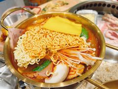 芝士部队锅-姜胖胖首尔自助烤肉·街头小吃大排档(国瑞中心店)