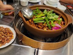 -胡须佬鸡煲四季火锅店(石厦西村直营店)