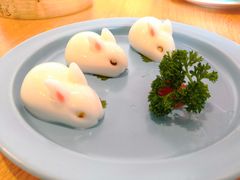 大白兔草莓椰汁糕-一笼小幸运