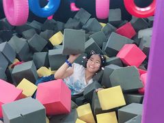 -嘿哟动霸CHUA·新潮玩运动娱乐中心·蹦床滑冰团建乐园