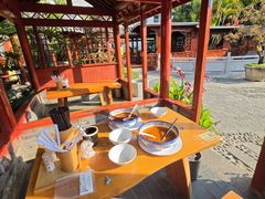 -香麒园·过桥米线·南湖雅宴
